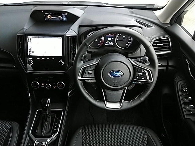 スバル フォレスター   神奈川県の詳細画像 その3