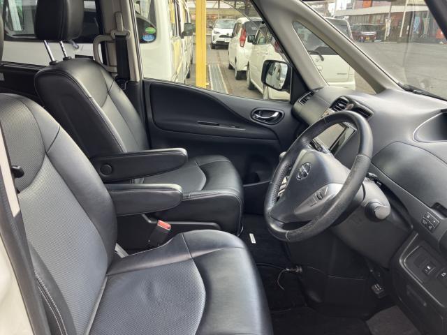 日産 セレナ   徳島県の詳細画像 その3