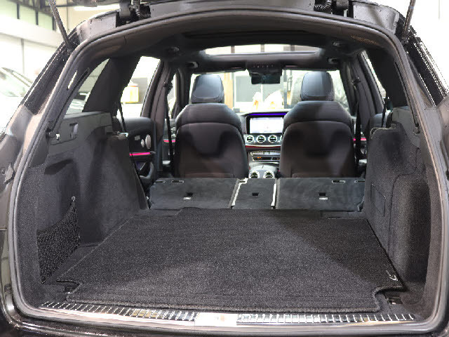 メルセデス・ベンツ Eクラスワゴン   東京都の詳細画像 その7