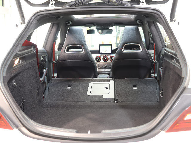 メルセデス・ベンツ CLAクラス   東京都の詳細画像 その7