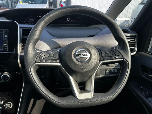 日産 セレナ 2.0 XV  福岡県の詳細画像 その7