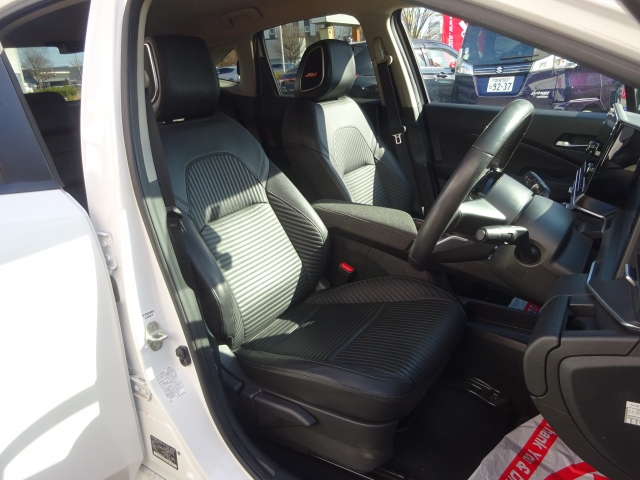 日産 ノートオーラ 1.2 G レザーエディション  宮城県の詳細画像 その8