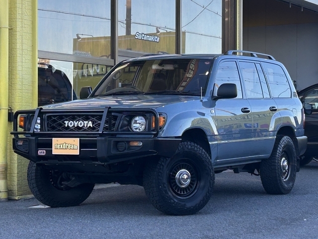 トヨタ ランドクルーザー200   埼玉県