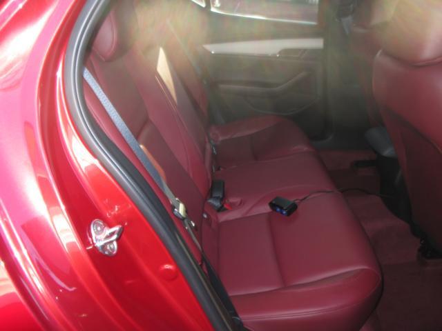 マツダ MAZDA3ファストバック   愛媛県の詳細画像 その4