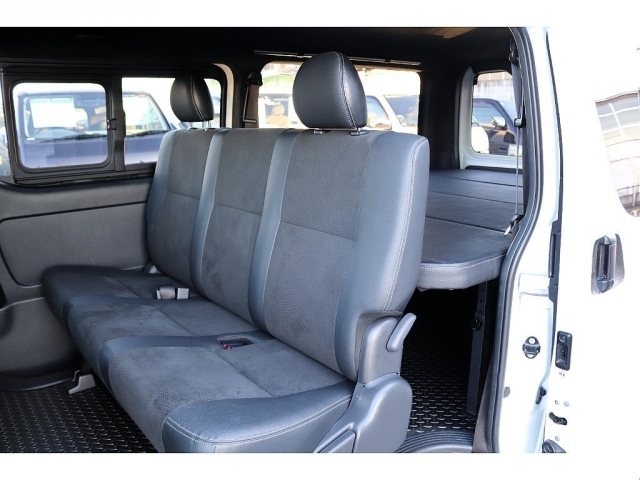 トヨタ ハイエースバン   群馬県の詳細画像 その5