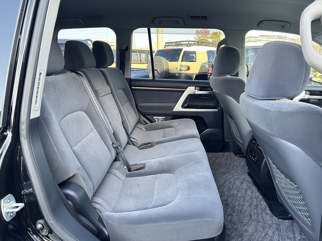 トヨタ ランドクルーザー200   埼玉県の詳細画像 その8