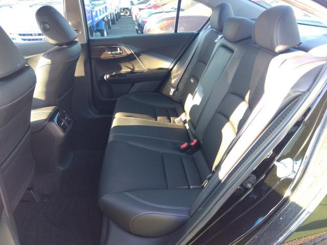 ホンダ アコードハイブリッド   埼玉県の詳細画像 その9