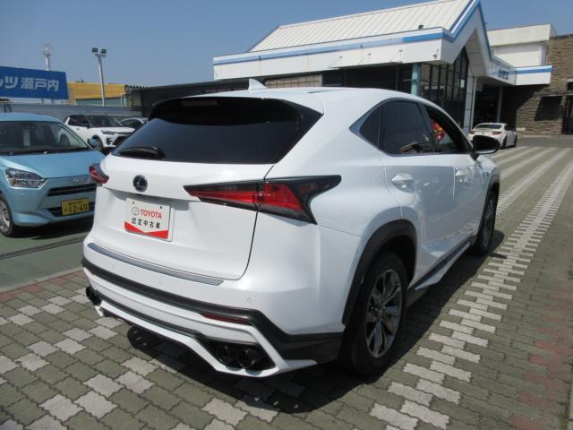 レクサス NX 300h Fスポーツ  愛媛県の詳細画像 その5