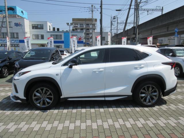 レクサス NX 300h Fスポーツ  愛媛県の詳細画像 その8
