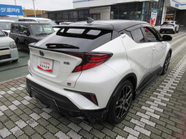 トヨタ C-HR   愛媛県の詳細画像 その5