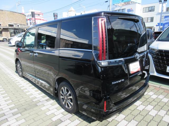 トヨタ エスクァイア 2.0 Gi プレミアムパッケージ  愛媛県の詳細画像 その7