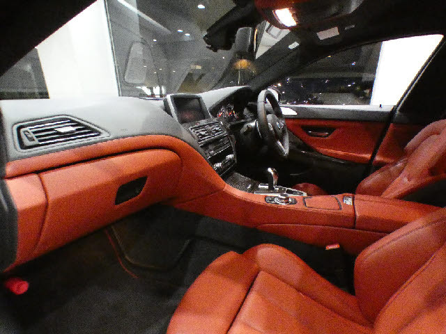 BMW M6 グランクーペ   神奈川県の詳細画像 その3