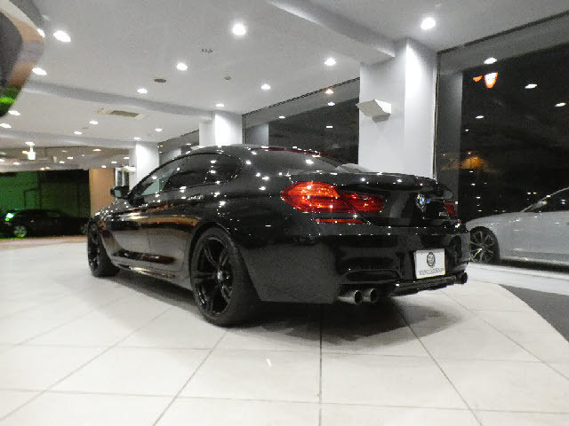 BMW M6 グランクーペ   神奈川県の詳細画像 その4