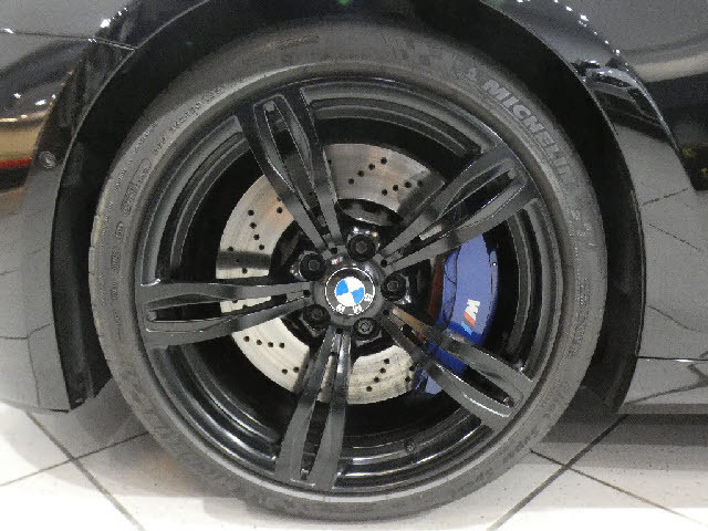 BMW M6 グランクーペ   神奈川県の詳細画像 その9