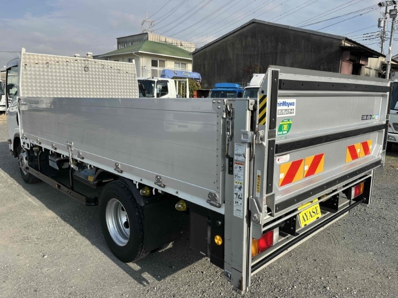 いすゞ エルフ   神奈川県の詳細画像 その4