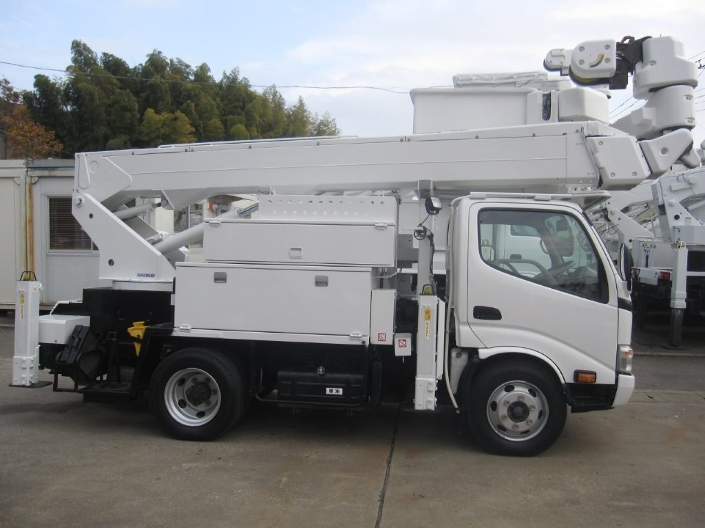 日野自動車 デュトロ   神奈川県の詳細画像 その7