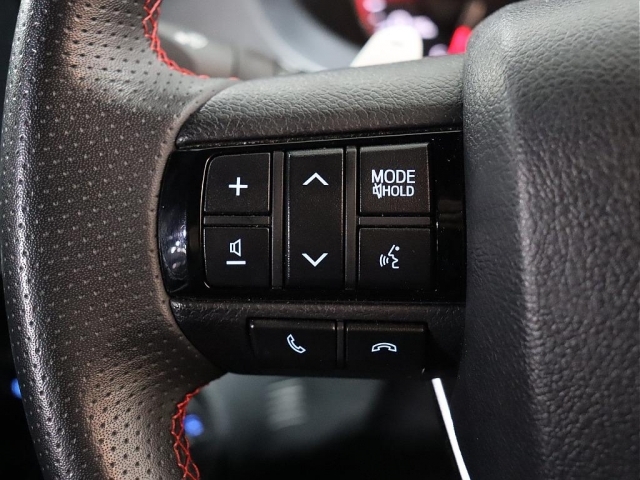 トヨタ ハイラックス   埼玉県の詳細画像 その4