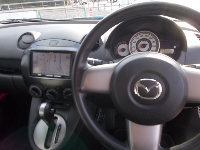 マツダ デミオ 1.3 13C  長野県の詳細画像 その6