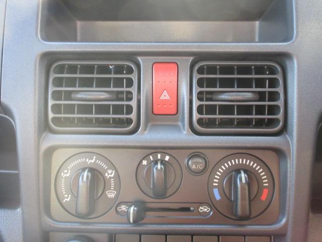 日産 NT100クリッパー   岩手県の詳細画像 その9