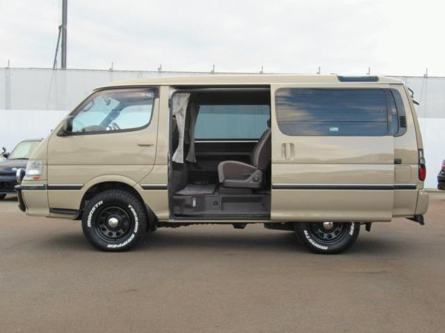 トヨタ ハイエース 2.4 リビングサルーンEX  新潟県の詳細画像 その7