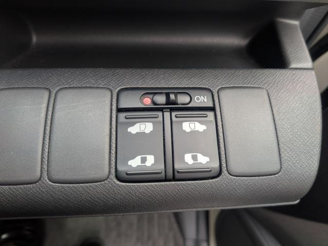 ホンダ ステップワゴン 2.0 L  愛媛県の詳細画像 その3