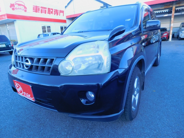 日産エクストレイル 中古車画像