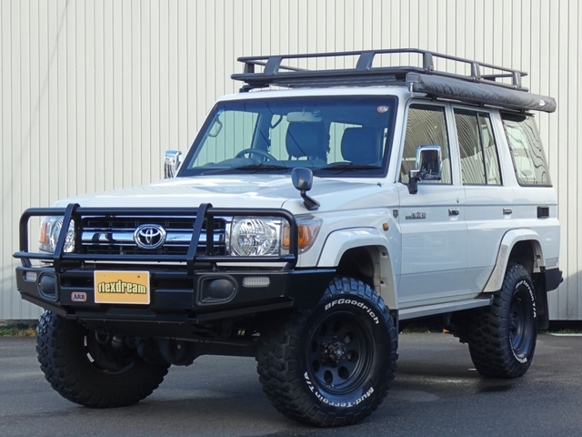 トヨタ ランドクルーザー70   愛知県