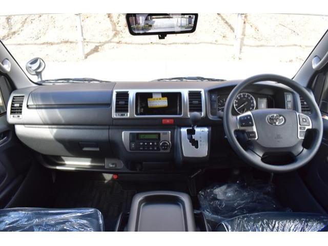 トヨタ ハイエースバン   新潟県の詳細画像 その3