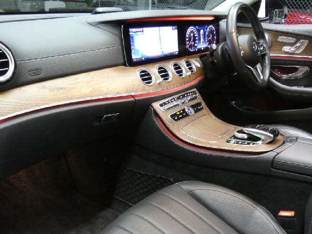 メルセデス・ベンツ&nbsp;Eクラス&nbsp;&nbsp;&nbsp;千葉県の詳細画像&nbsp;その2