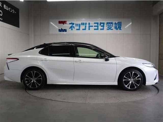 トヨタ カムリハイブリッド   愛媛県の詳細画像 その6