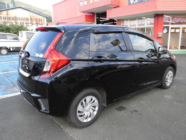 ホンダ フィット 1.3 13G Fパッケージ  愛媛県の詳細画像 その2