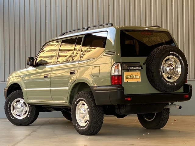 トヨタ ランドクルーザープラド   東京都の詳細画像 その3