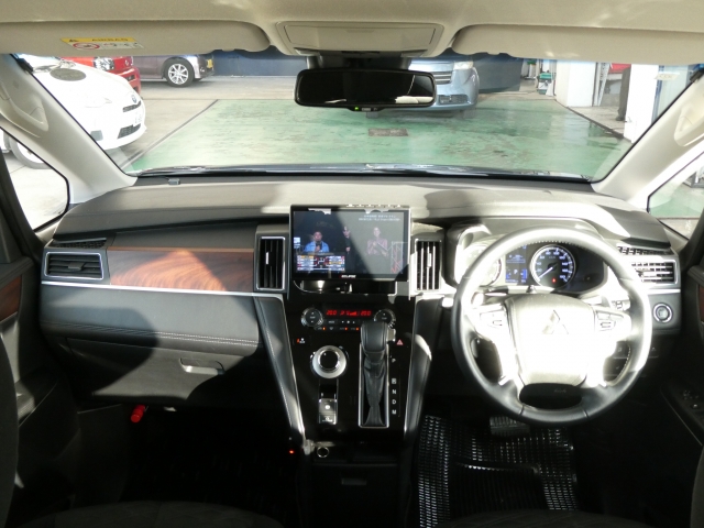 三菱&nbsp;デリカD：5&nbsp;&nbsp;&nbsp;沖縄県の詳細画像&nbsp;その2