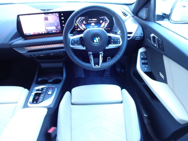 BMW&nbsp;1シリーズ&nbsp;120 Mスポーツ&nbsp;&nbsp;東京都の詳細画像&nbsp;その2