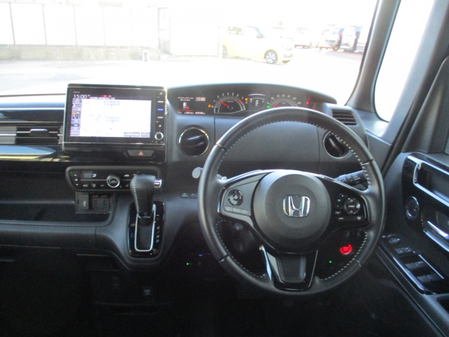 ホンダ&nbsp;N-BOX&nbsp;660 L ターボ&nbsp;&nbsp;埼玉県の詳細画像&nbsp;その2