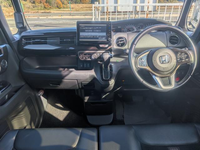 ホンダ N-BOX   愛媛県の詳細画像 その2