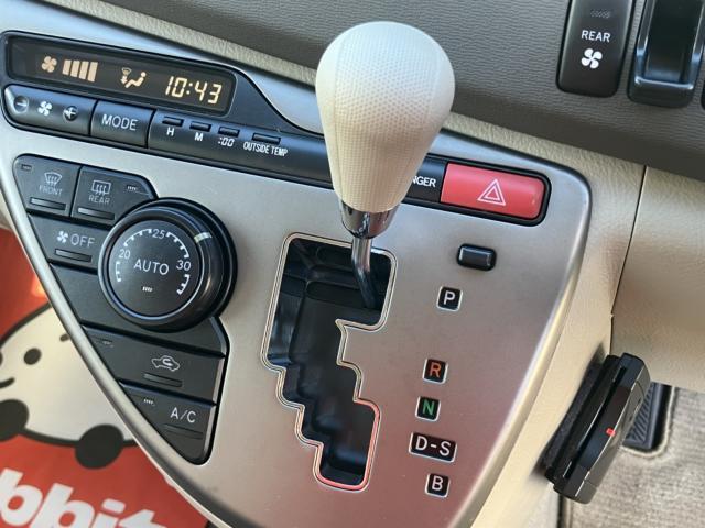 トヨタ&nbsp;アイシス&nbsp;1.8 L&nbsp;&nbsp;新潟県の詳細画像&nbsp;その9