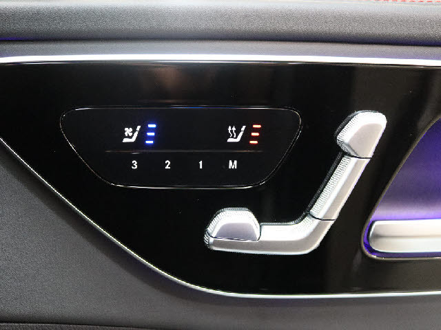 メルセデス・ベンツ&nbsp;Cクラス&nbsp;&nbsp;&nbsp;東京都の詳細画像&nbsp;その9