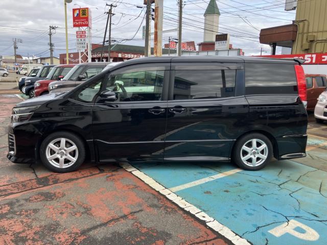 トヨタ ヴォクシー 2.0 ZS  新潟県の詳細画像 その4