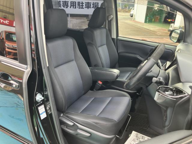 トヨタ ヴォクシー 2.0 ZS  新潟県の詳細画像 その9