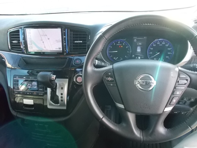 日産&nbsp;エルグランド&nbsp;2.5 250ハイウェイスター プレミアム&nbsp;&nbsp;長野県の詳細画像&nbsp;その6