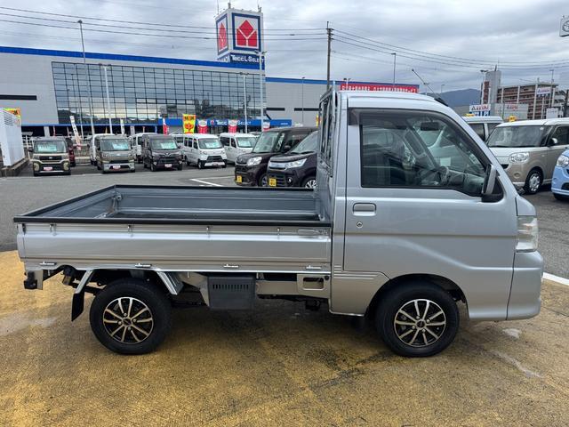 スバル&nbsp;サンバートラック&nbsp;&nbsp;&nbsp;福岡県の詳細画像&nbsp;その8