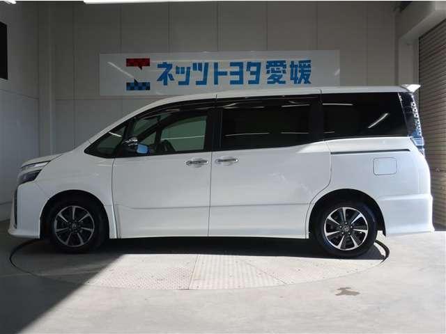 トヨタ&nbsp;ヴォクシー&nbsp;2.0 ZS 煌&nbsp;&nbsp;愛媛県の詳細画像&nbsp;その2