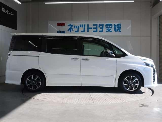 トヨタ&nbsp;ヴォクシー&nbsp;2.0 ZS 煌&nbsp;&nbsp;愛媛県の詳細画像&nbsp;その6