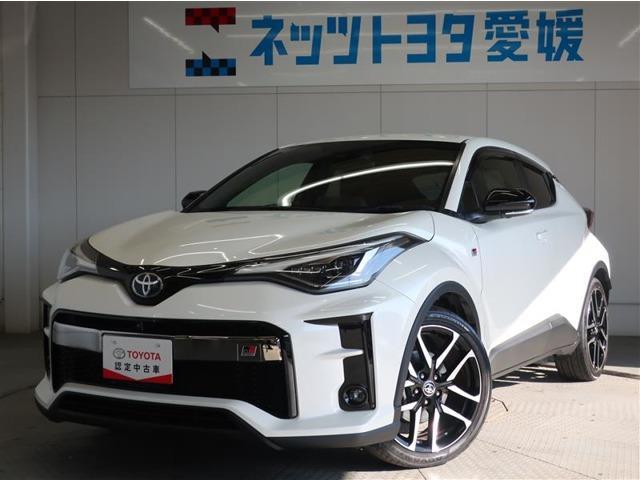 トヨタC-HR 中古車画像