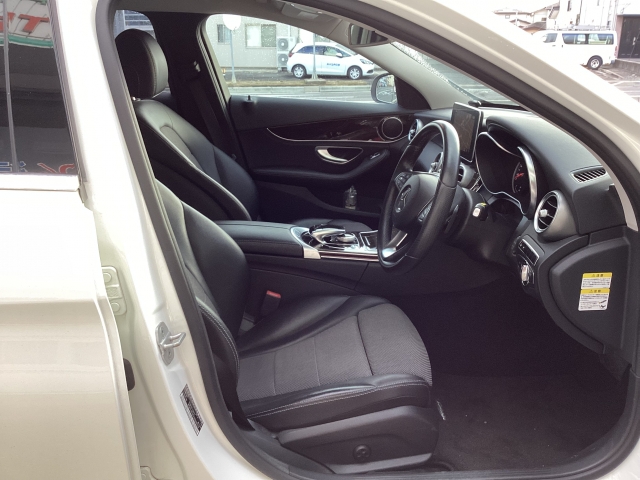 メルセデス・ベンツ&nbsp;Cクラス&nbsp;C200 アバンギャルド&nbsp;&nbsp;福島県の詳細画像&nbsp;その4