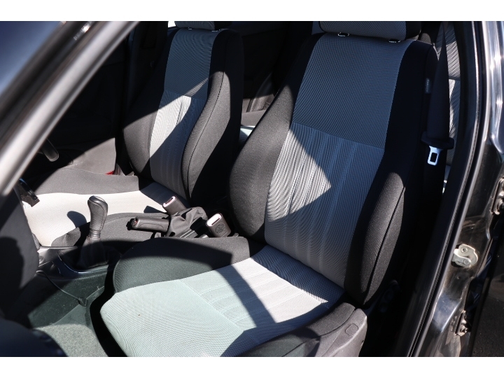 アルファ ロメオ&nbsp;アルファ147&nbsp;スポルティーバ 1.6 ツインスパーク&nbsp;&nbsp;神奈川県の詳細画像&nbsp;その6