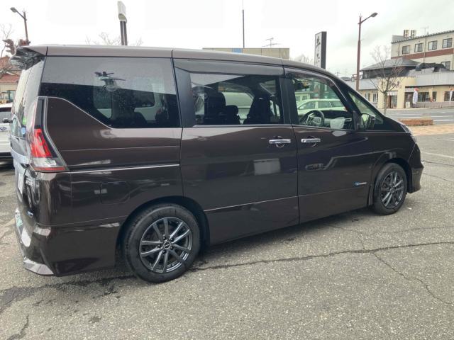 日産&nbsp;セレナ&nbsp;2.0 ハイウェイスター Vセレクション&nbsp;&nbsp;新潟県の詳細画像&nbsp;その8
