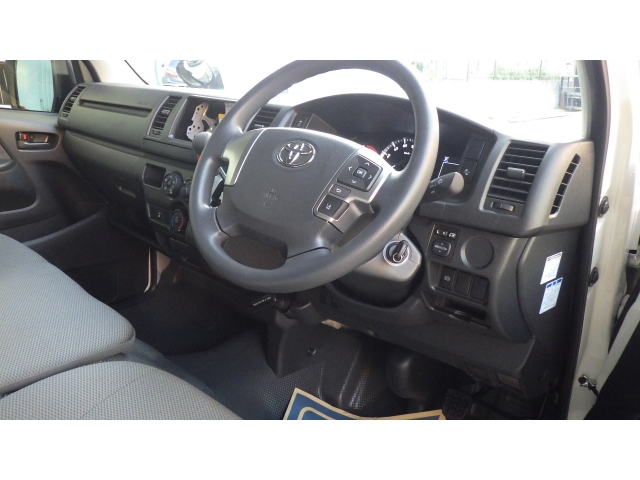 トヨタ&nbsp;ハイエースバン&nbsp;&nbsp;&nbsp;埼玉県の詳細画像&nbsp;その2