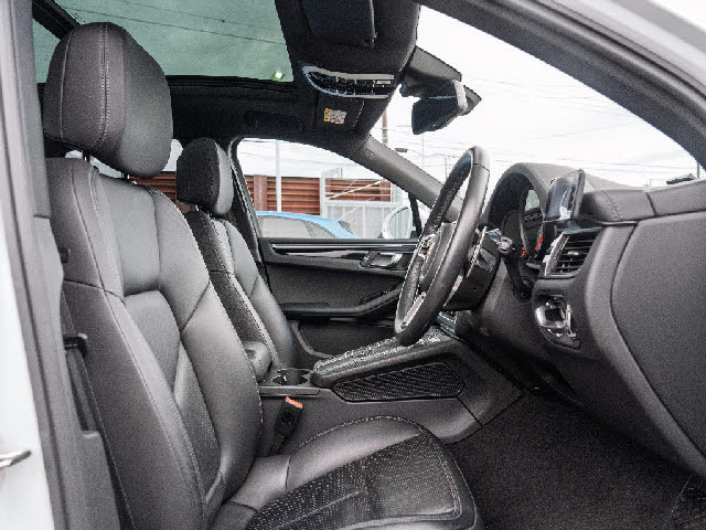 ポルシェ&nbsp;マカン&nbsp;&nbsp;&nbsp;神奈川県の詳細画像&nbsp;その4